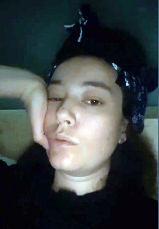 Pelin Akil: Bebeklerimin yanına gidemiyorum