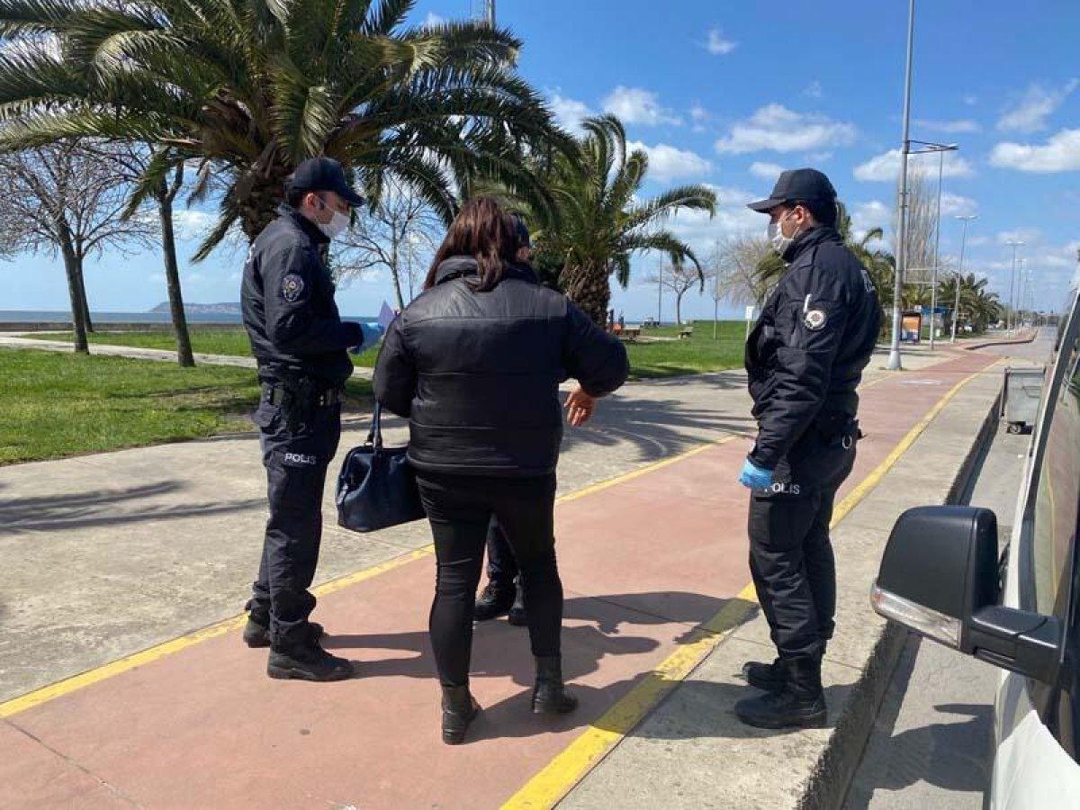 Koronavirüse rağmen sahilde fuhuş pazarlığı yaptı