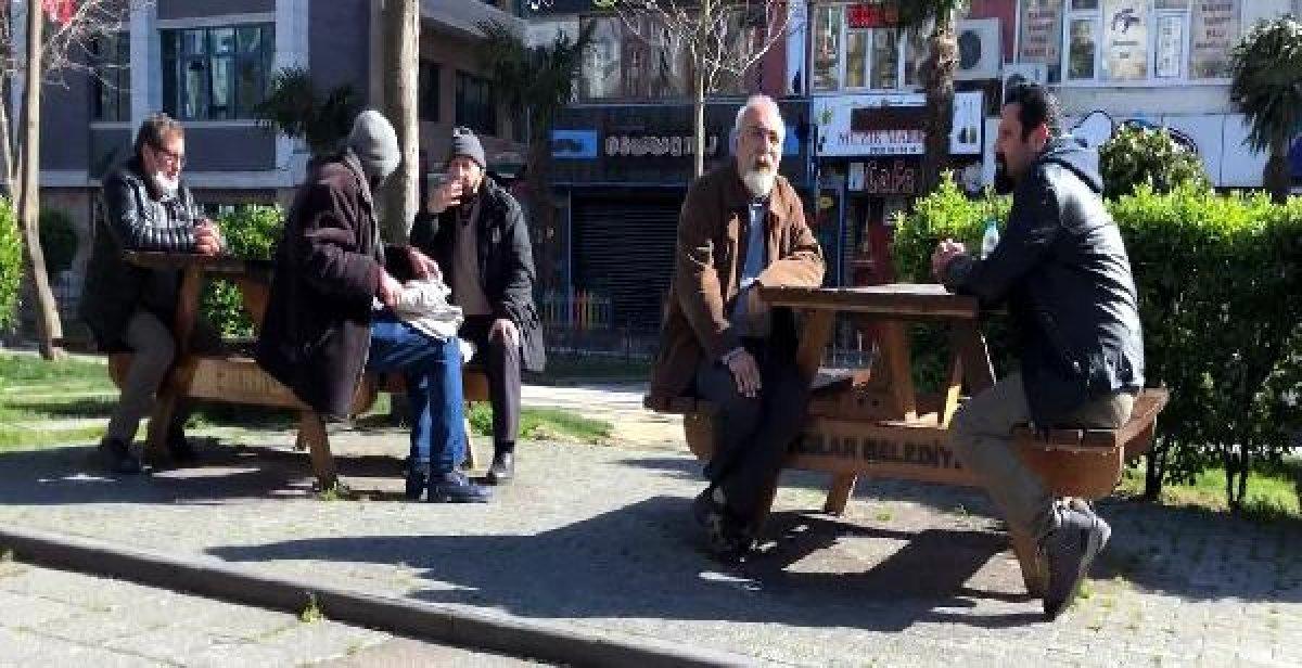 Avcılar'da güneşi gören parka koştu