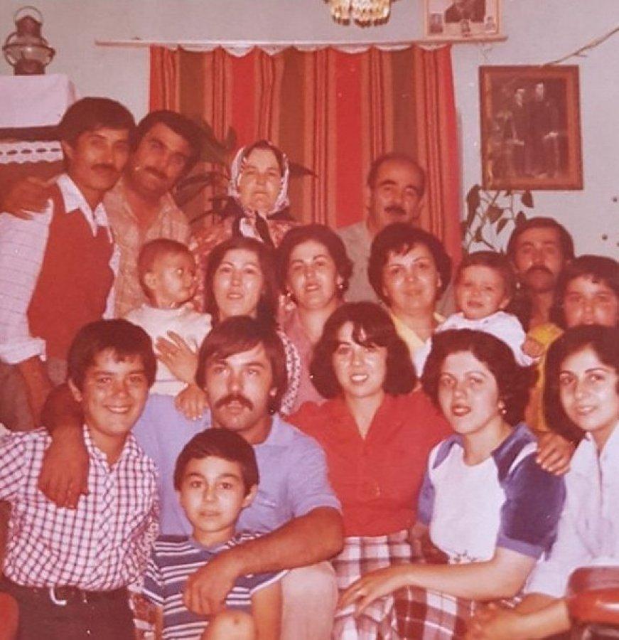 Serdar Ortaç, küçüklük halini paylaştı