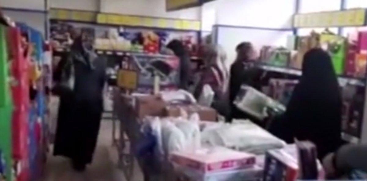 Erzincan'da marketlerdeki kalabalık tehlike saçıyor