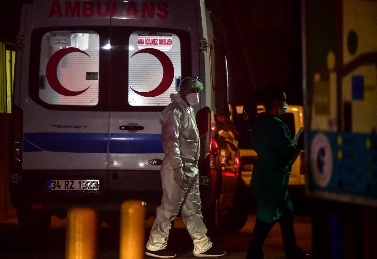 Koronayla savaşan sağlık çalışanları görüntülendi