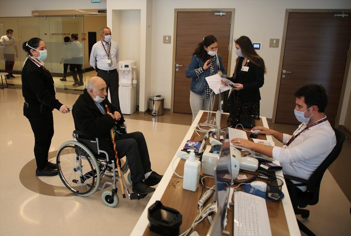 Zabıtaya hitabıyla duygulandıran Burhan Amca, Mersin'de tedavi edilecek