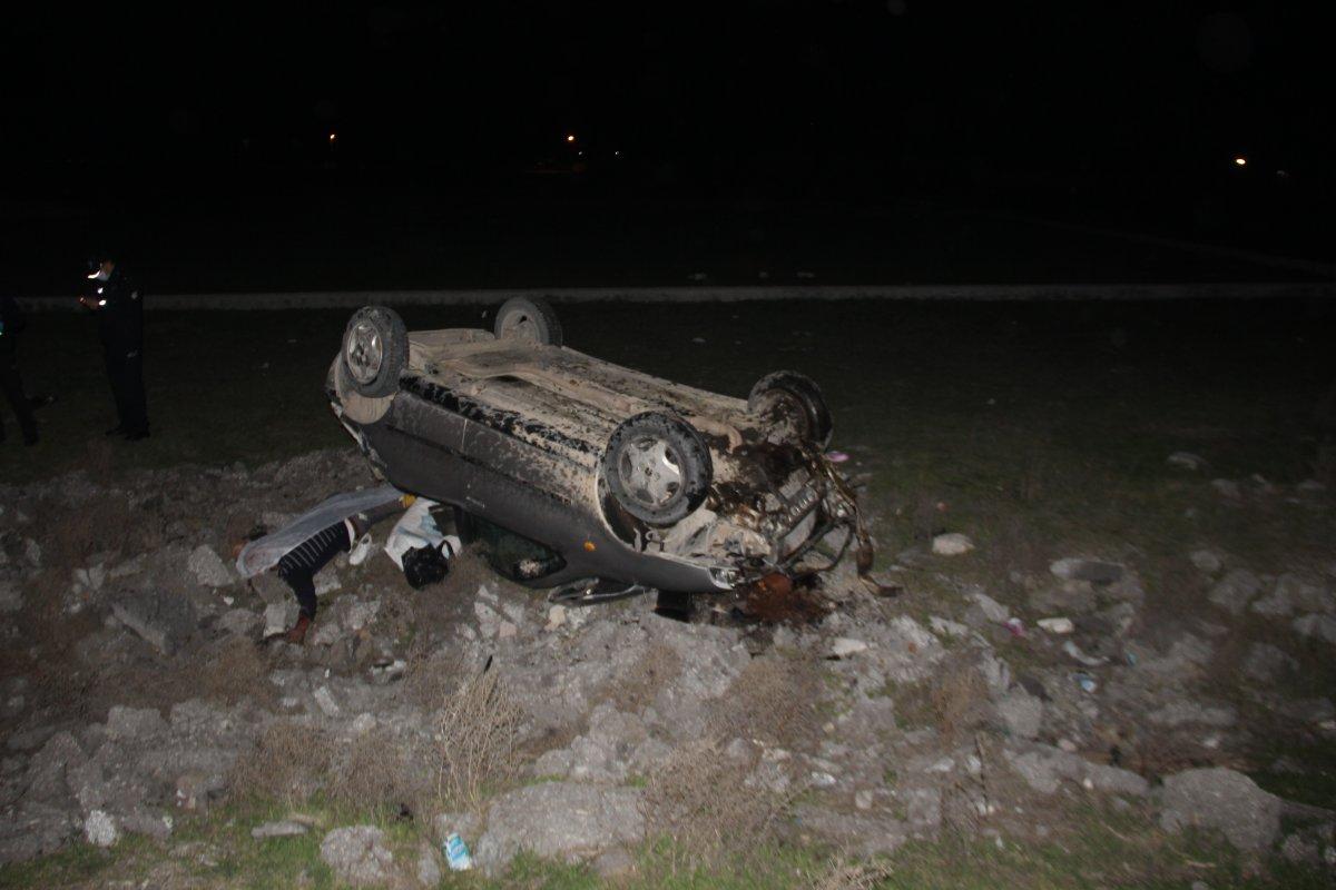 Konya'da takla atan araçtaki 1 kişi öldü