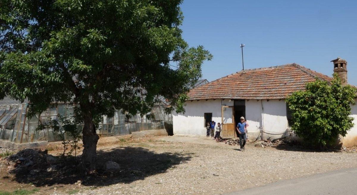 Antalya’da 10 yaşındaki kız çocuğu ölü bulundu