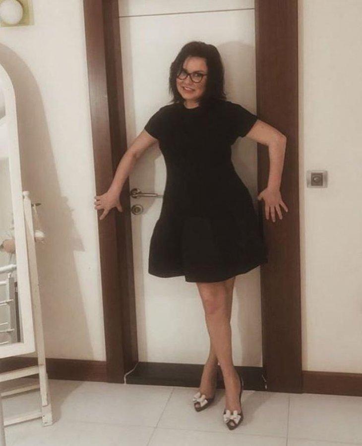 Deniz Seki, karantinada saç rengini değiştirdi