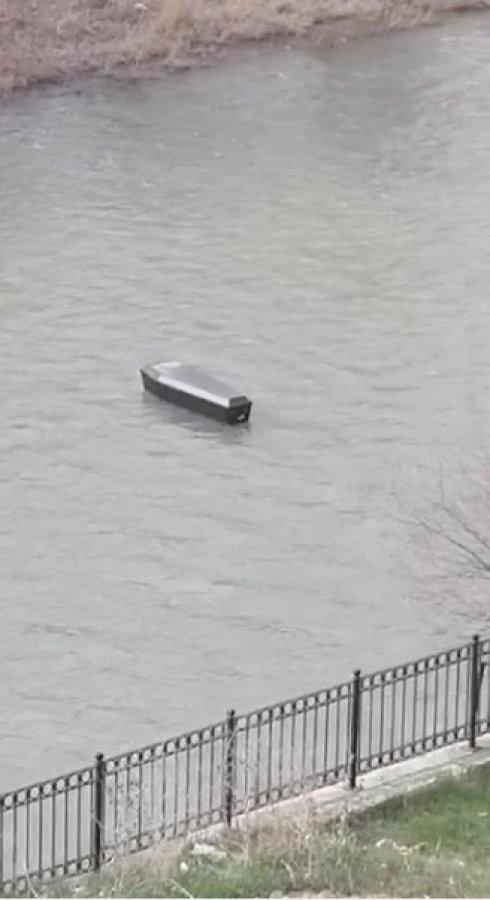 Çoruh Nehri'nde yüzen tabutlar şaşkına çevirdi