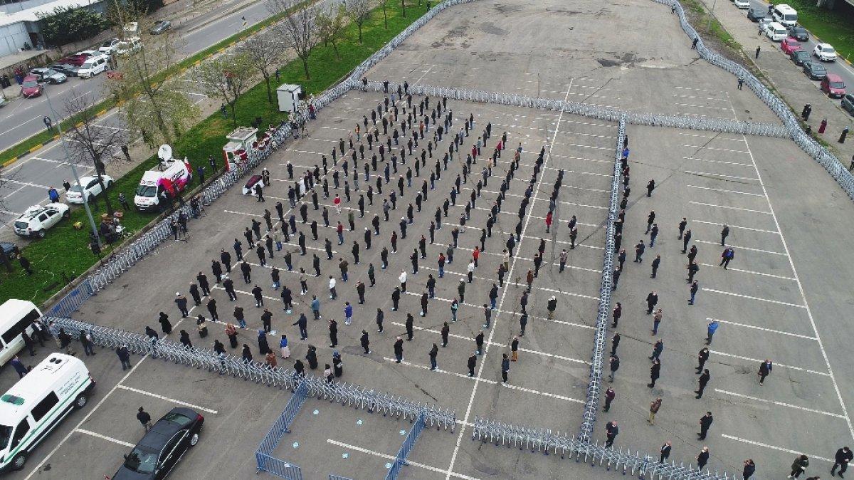 Haydar Baş'ın cenaze töreninde izdiham