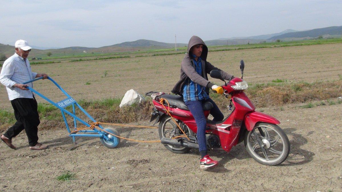 Antepli çiftçi, bulduğu yöntemle mazot maliyetini düşürüyor