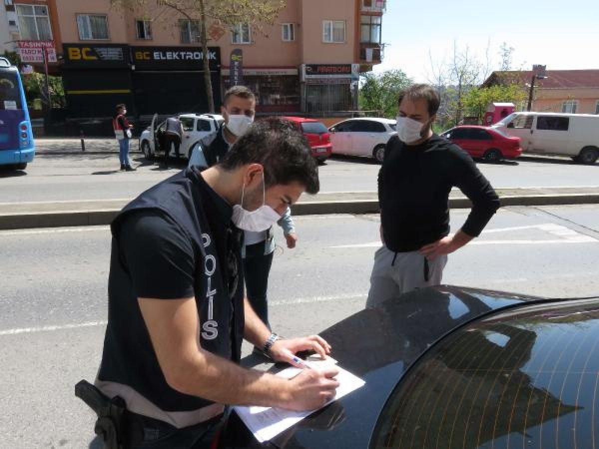Ataşehir'de yasağı ihlal eden sürücüye para cezası