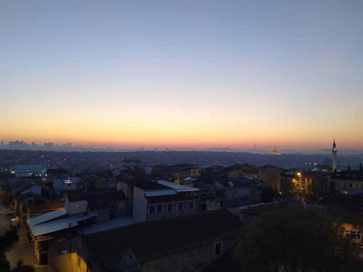 Kısıtlamanın ikinci gününde de yollar boş kaldı