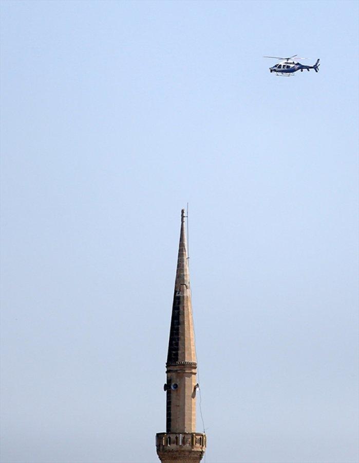 Adana'da sokak yasağına helikopterli denetim