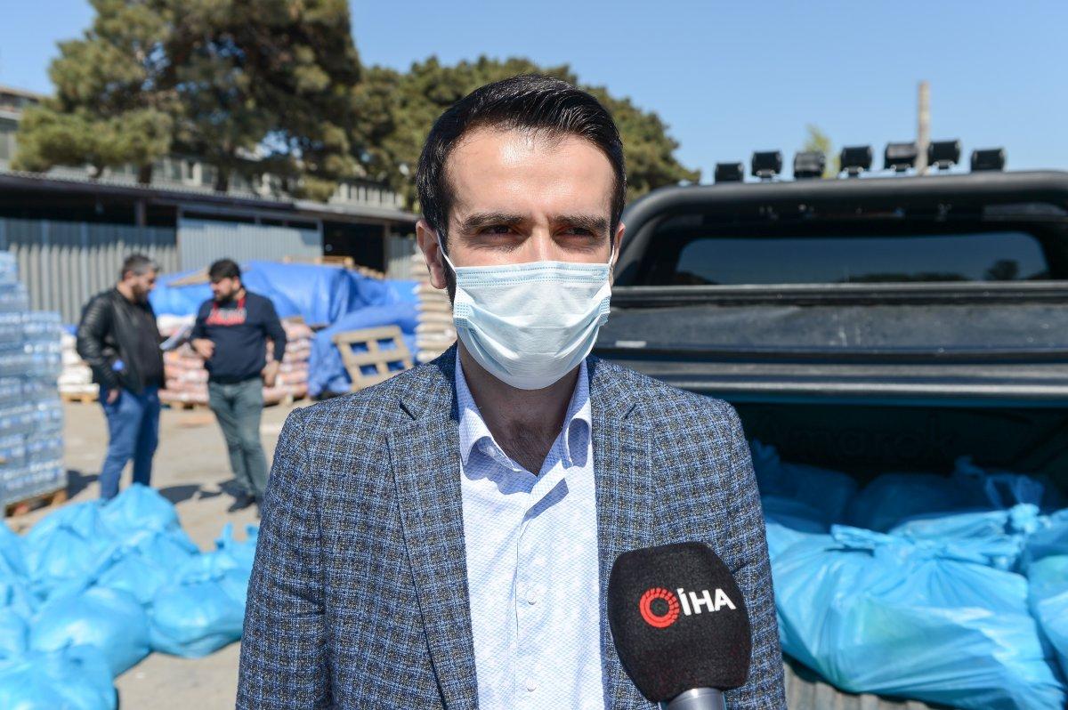 Azerbaycan’da karantinadaki erkekler 'Ev Erkekleri Kulübü'nü kurdu