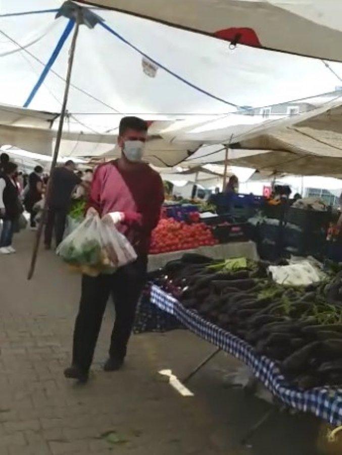 Pazartesi pazarında koronaya karşı önlem alınmadı