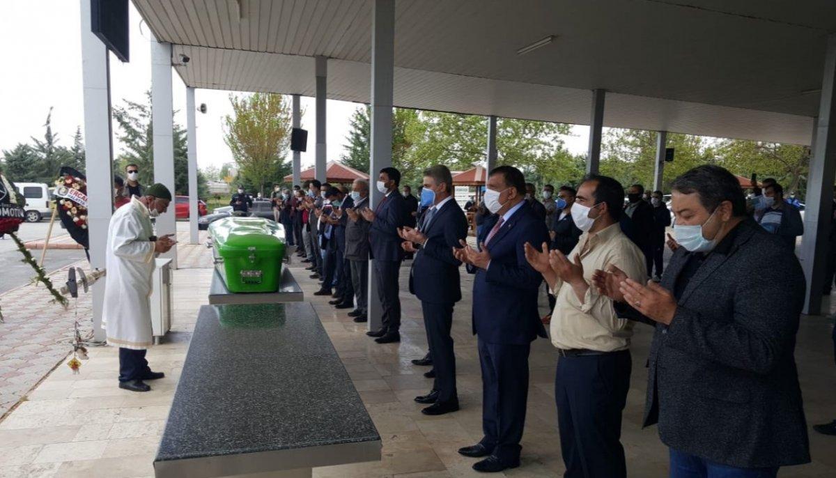 Malatya'nın sevilen yüzü 'Mercedes Kadir' toprağa verildi