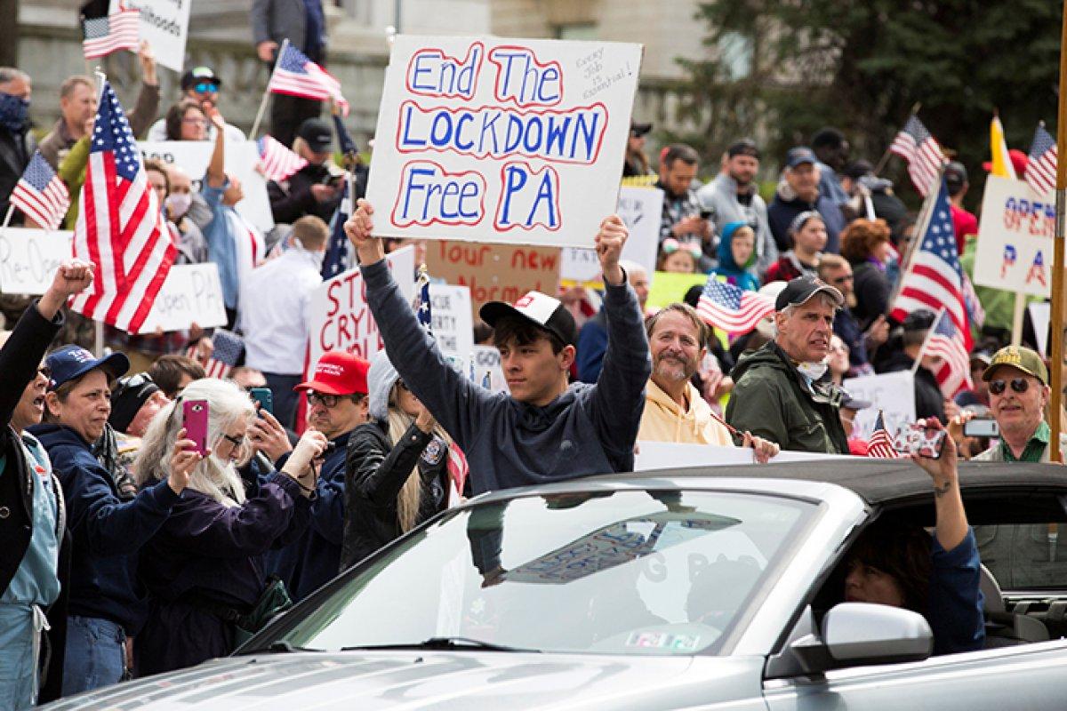ABD'de silahlı karantina protestosu