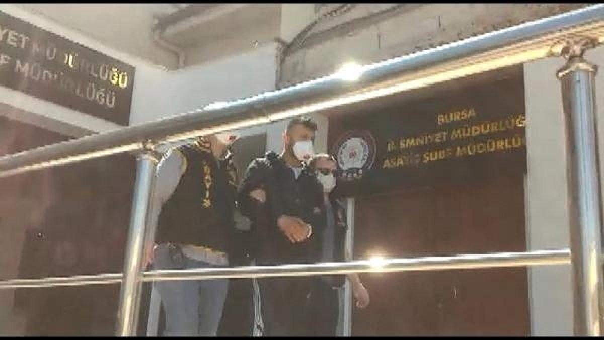 Bursa'da genç kız, erkek arkadaşını gasbetmeye kalkıştı