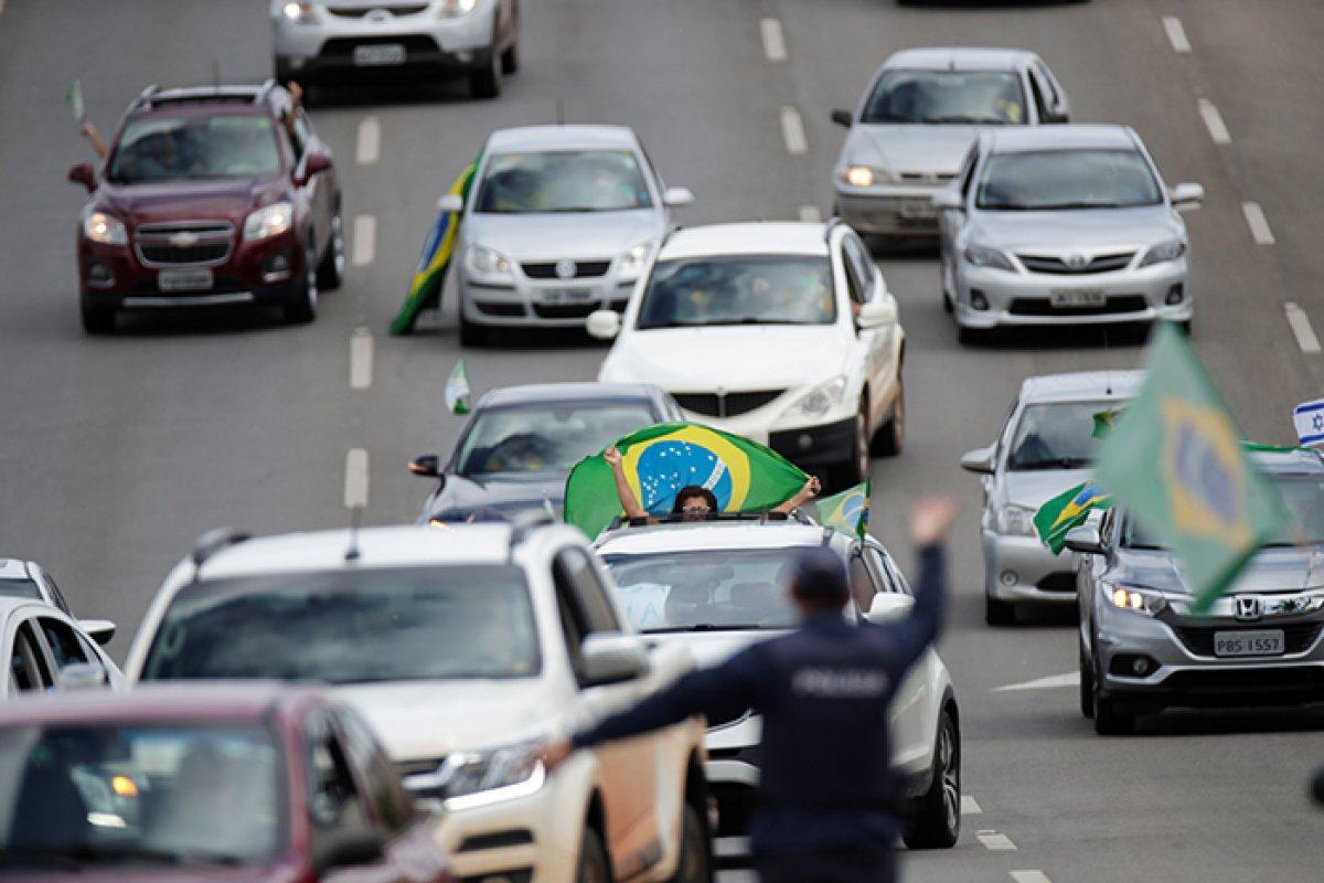 Brezilya'da karantina protestosu
