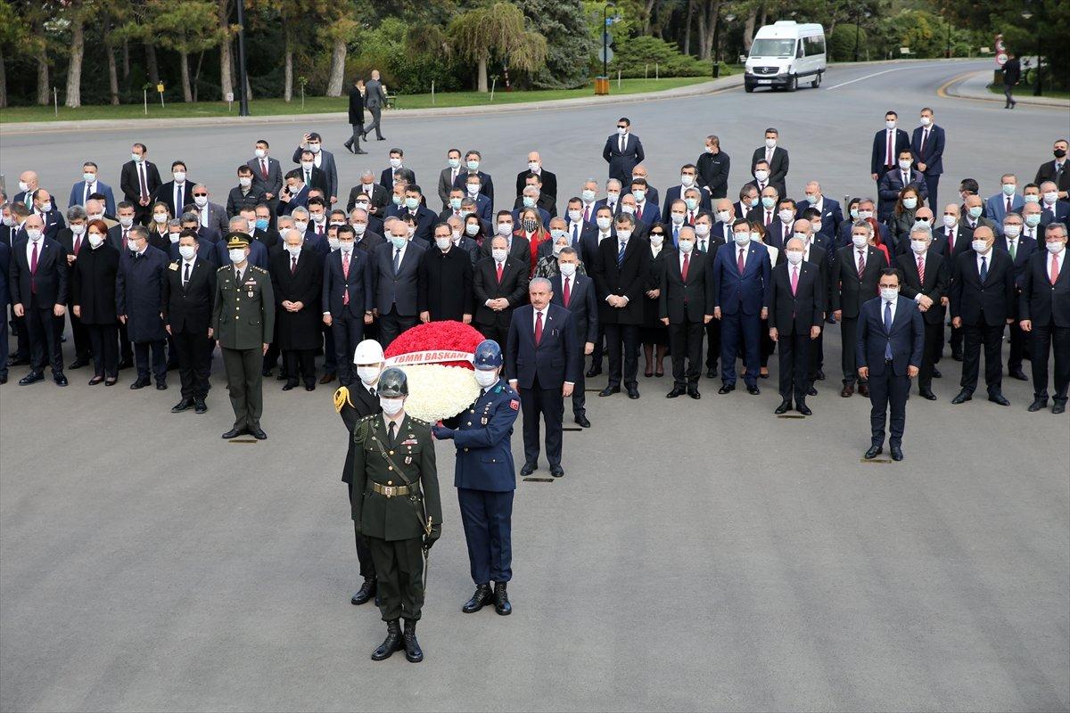 Anıtkabir'de 23 Nisan töreni