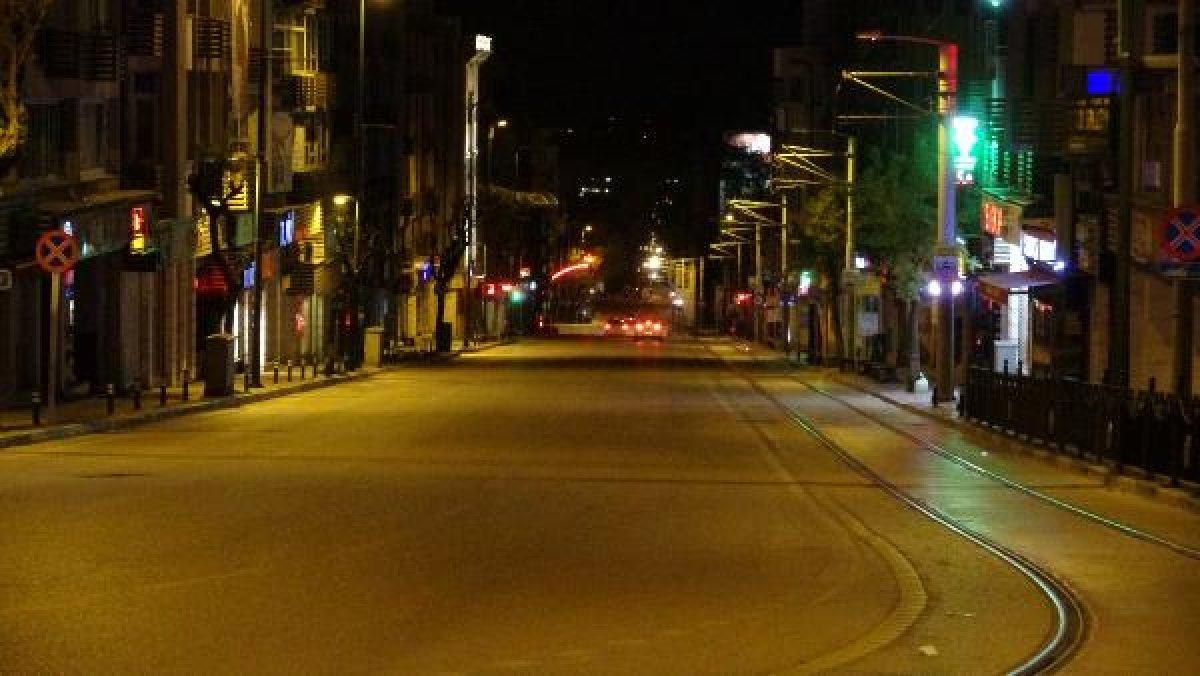 Bursa'da yasağı delip ceza yiyen genç, koşarak eve gitti