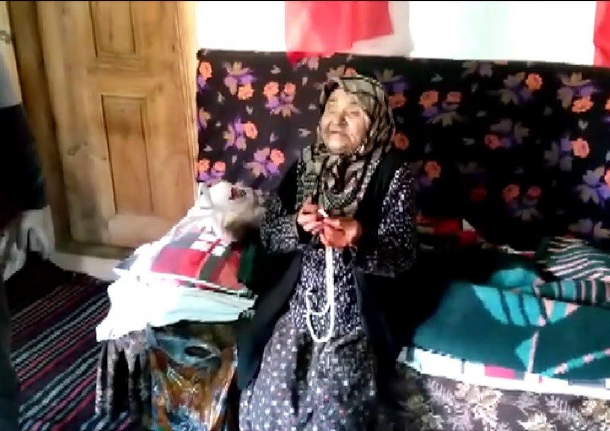 Yaşlı teyzenin devlete duası dinleyenleri duygulandırdı