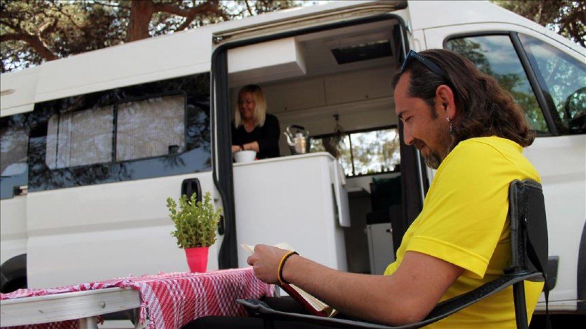 'Tosbavan'ları ile doğada yaşıyorlar