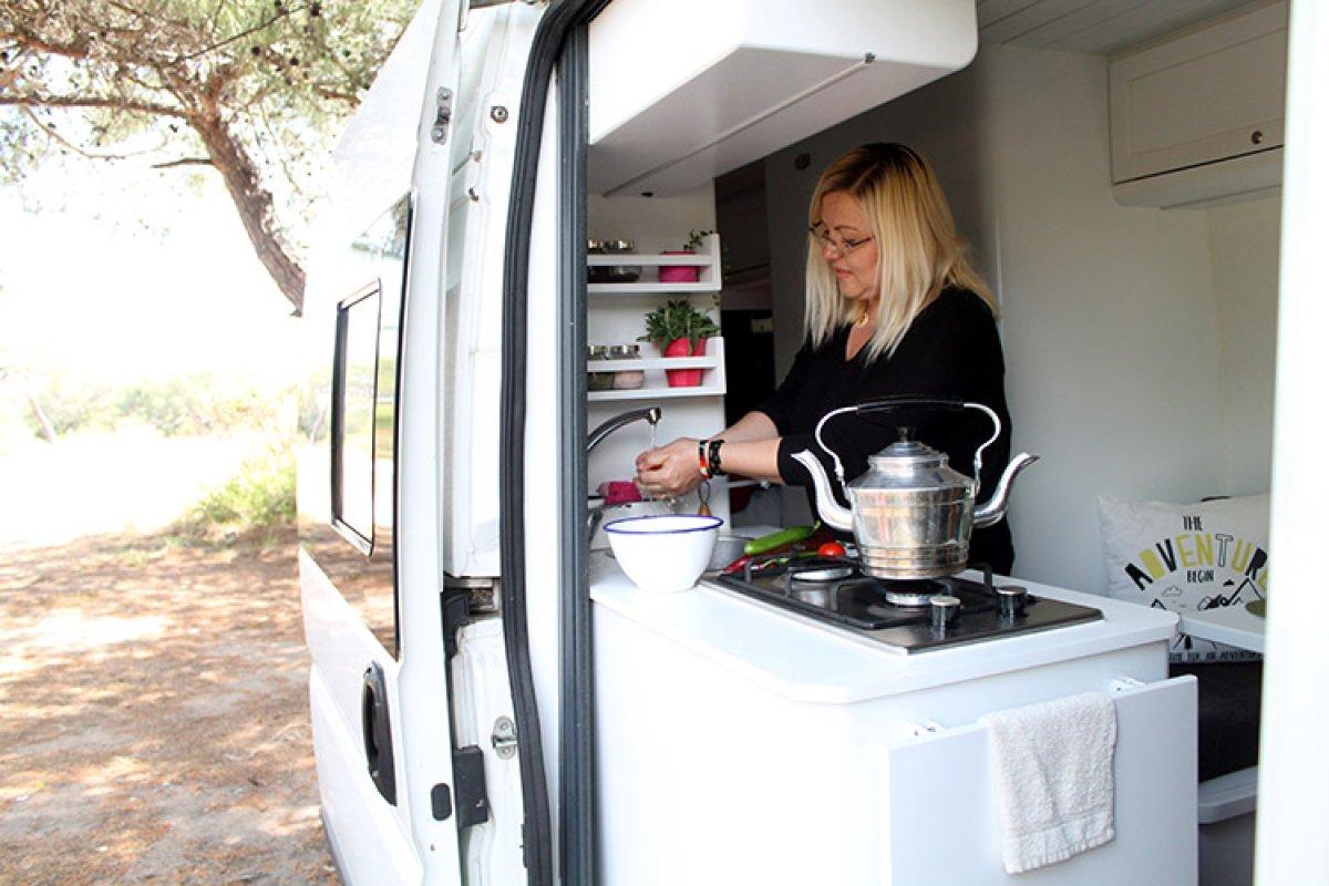 'Tosbavan'ları ile doğada yaşıyorlar