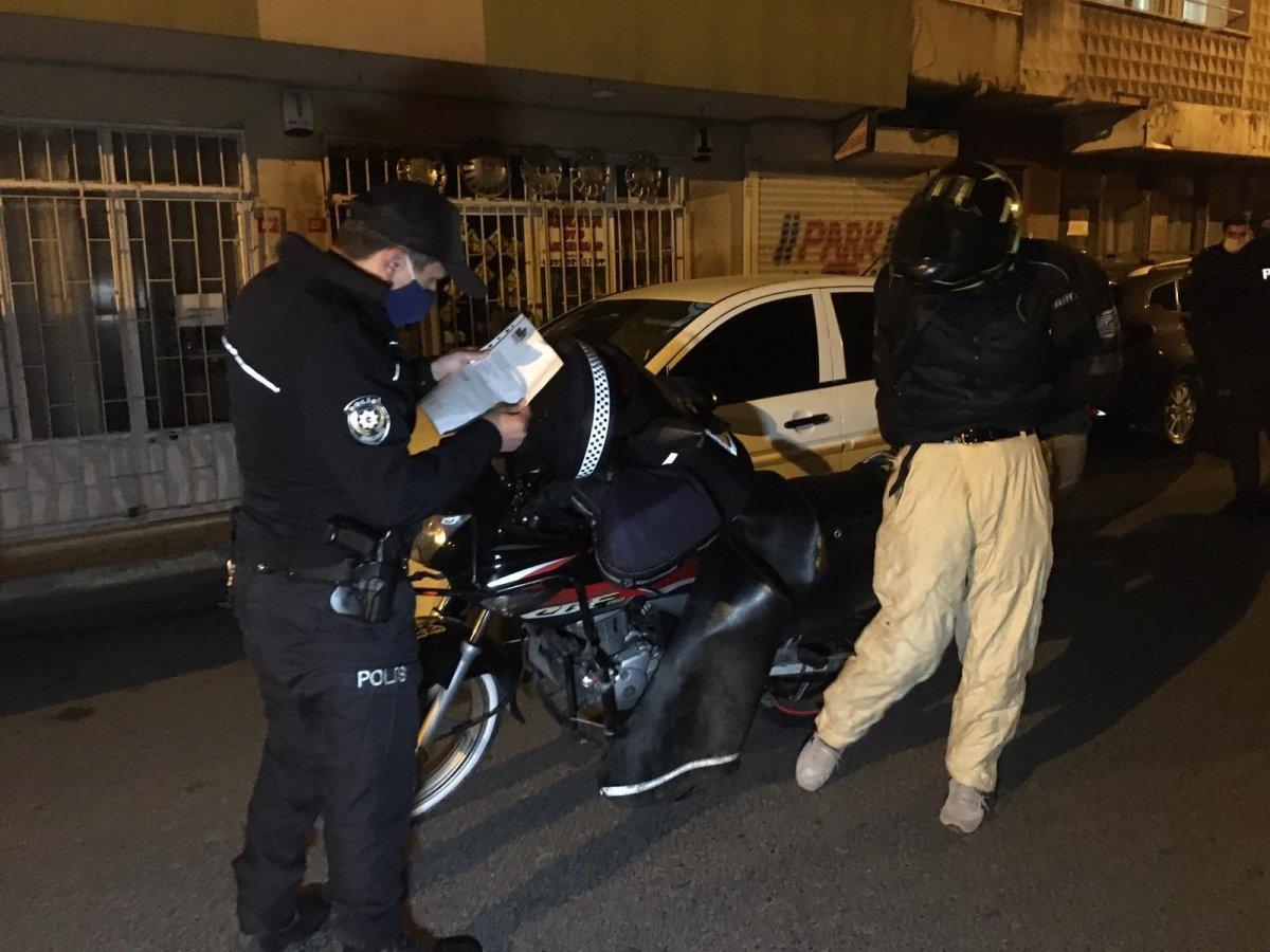 'Pide' yalanıyla polisten kaçmaya çalıştılar