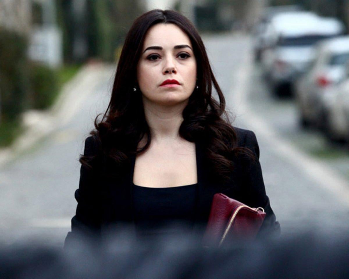 Özgü Namal setlere geri dönüyor