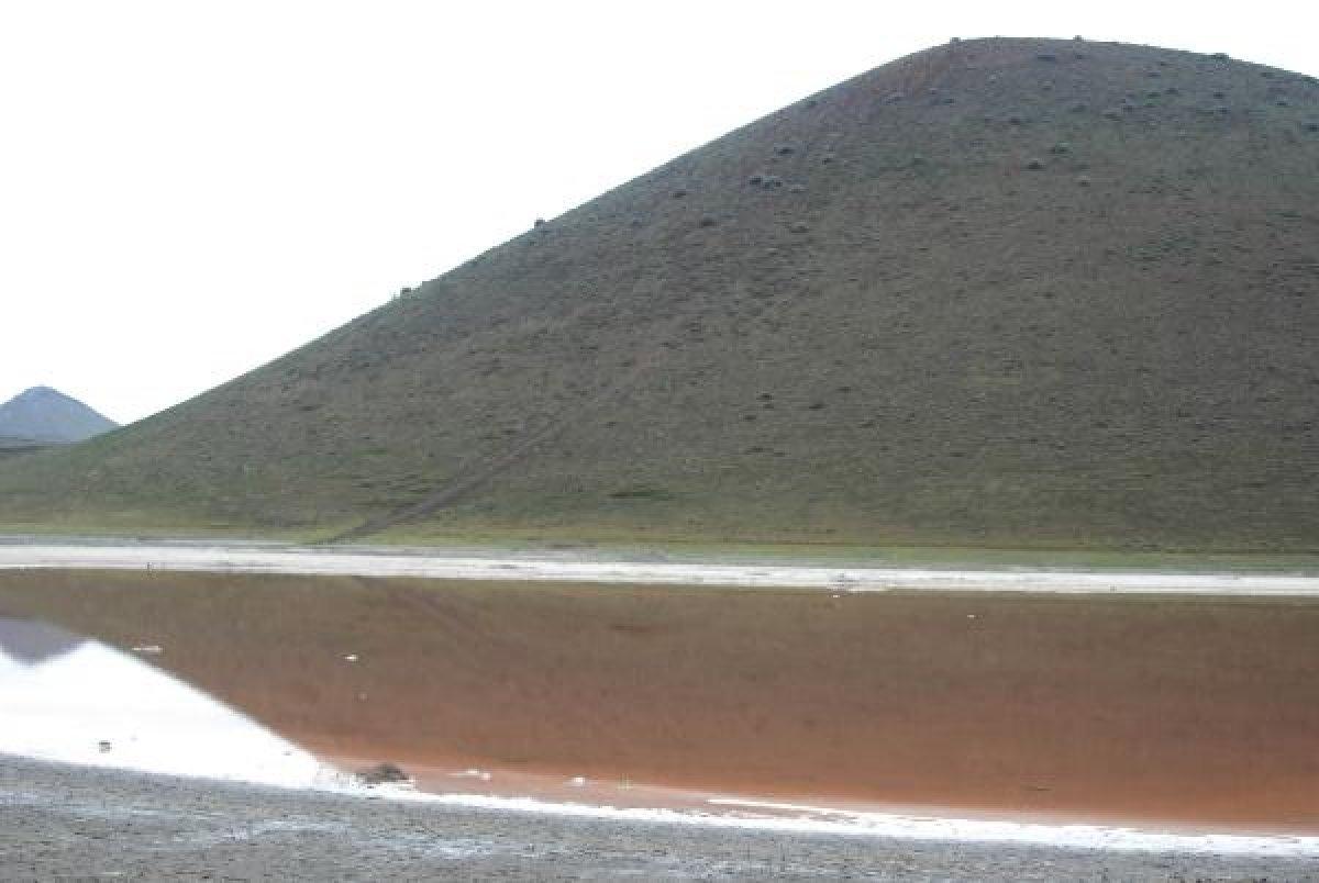 Konya'daki Meke Gölü kurudu