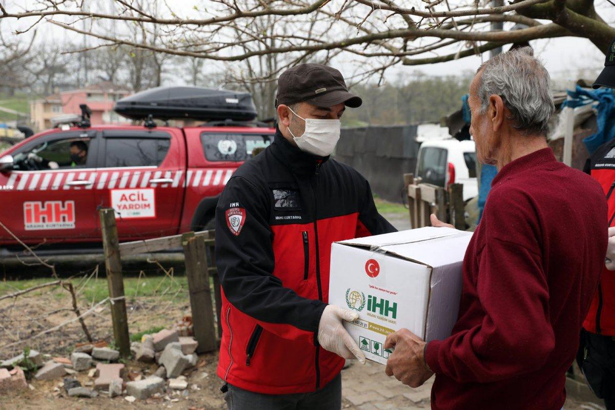 İHH’dan 81 ile Ramazan yardımı