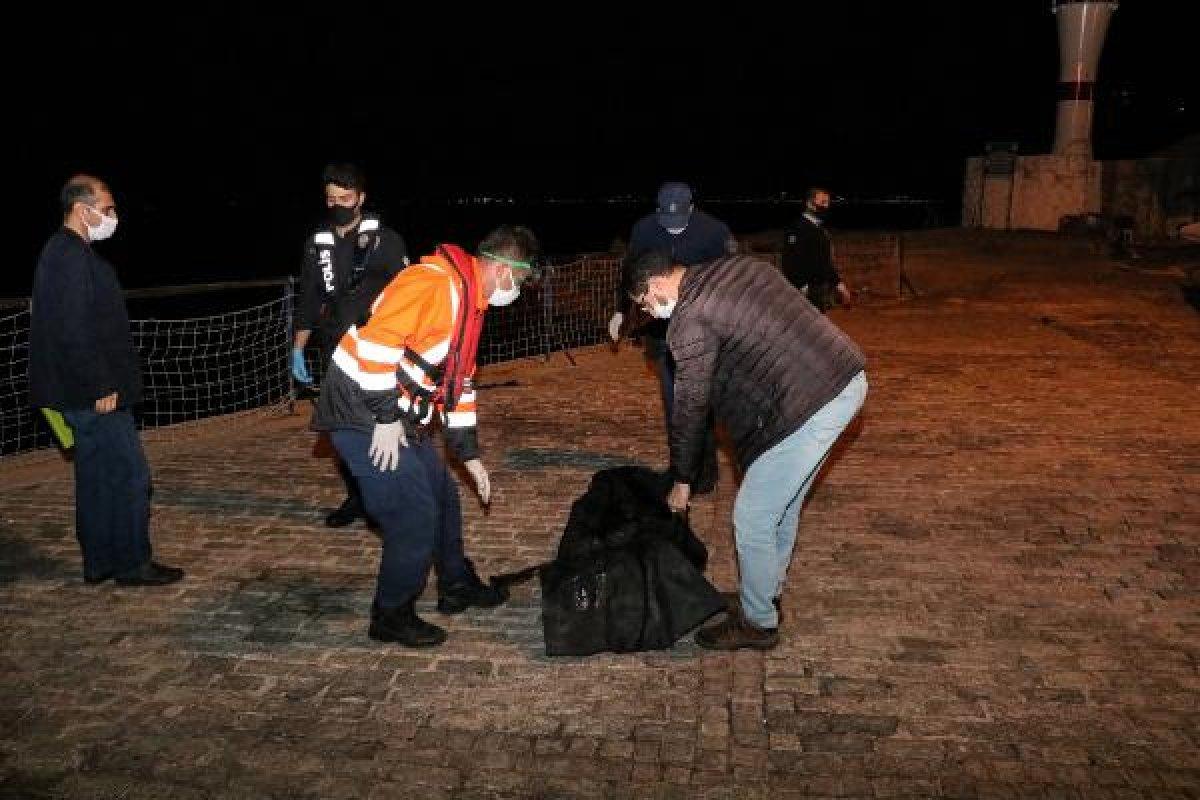 Fotoğraf çektirmek isteyen kadın denize düşerek öldü