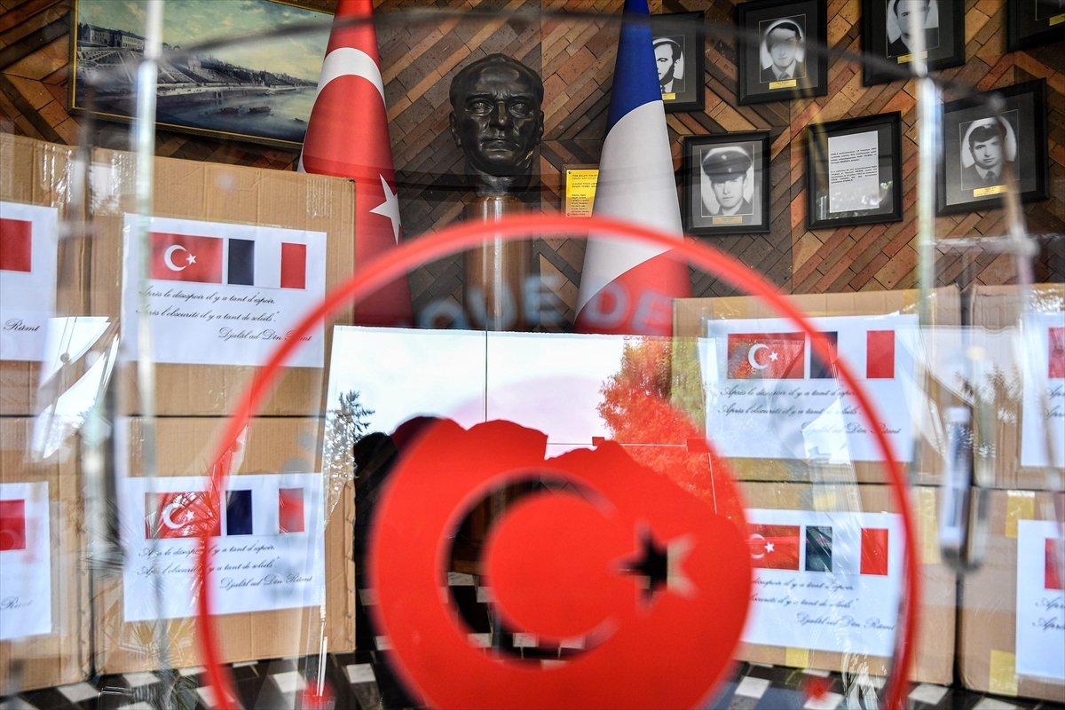 Türkiye'den Fransa'ya tıbbi yardım