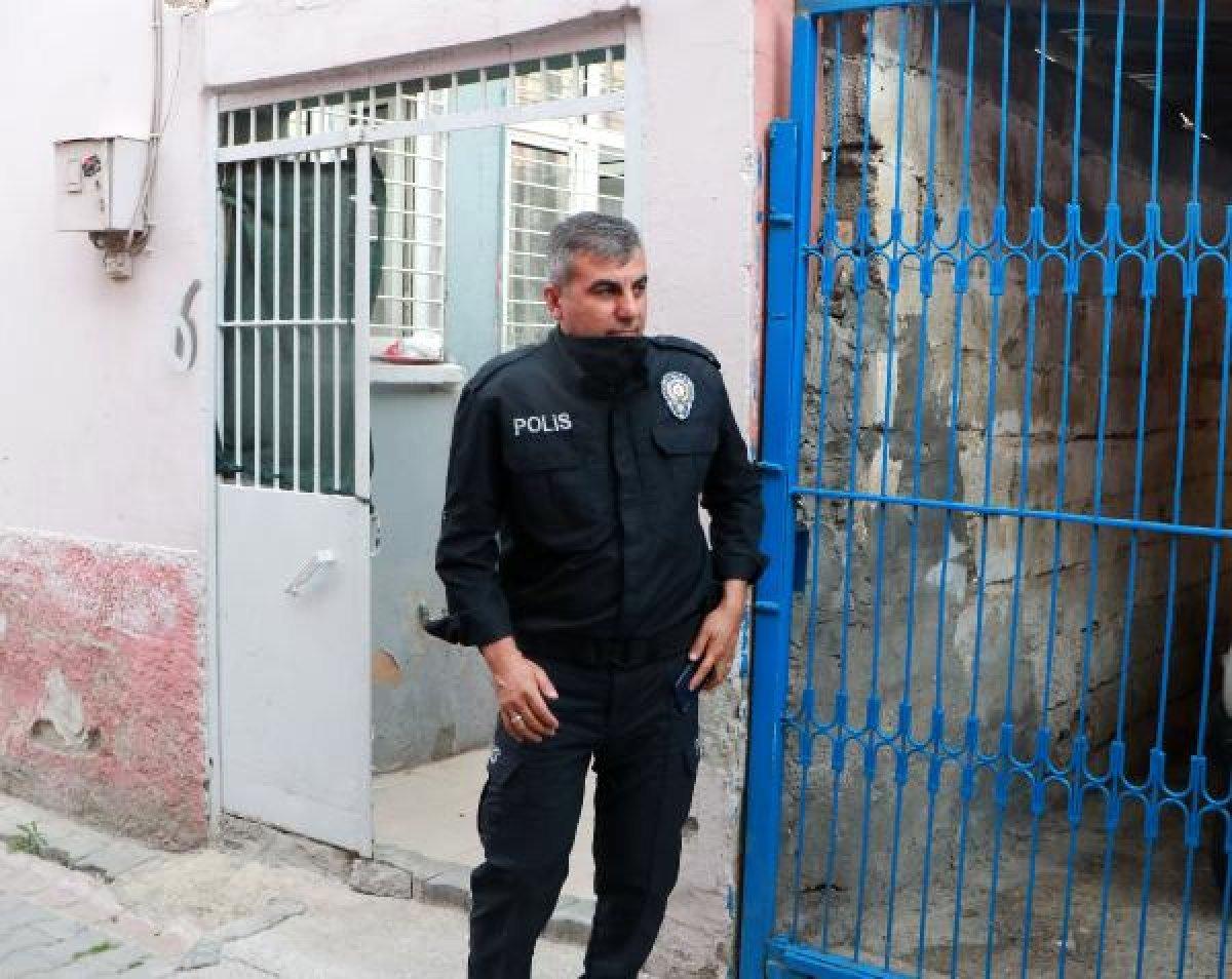 Uçurtmasını kurtarmaya çalışırken akıma kapıldı