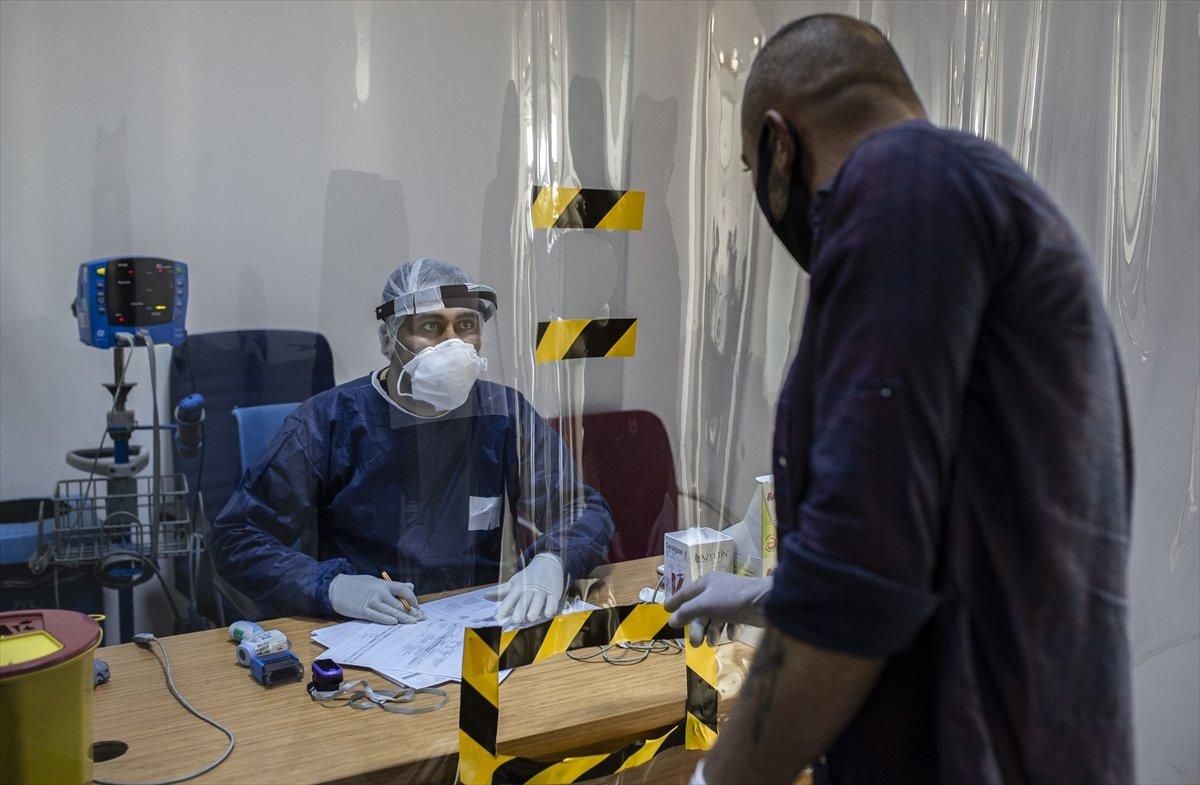 AA ekibi İstanbul'da, sağlıkçıların bir gününü takip etti