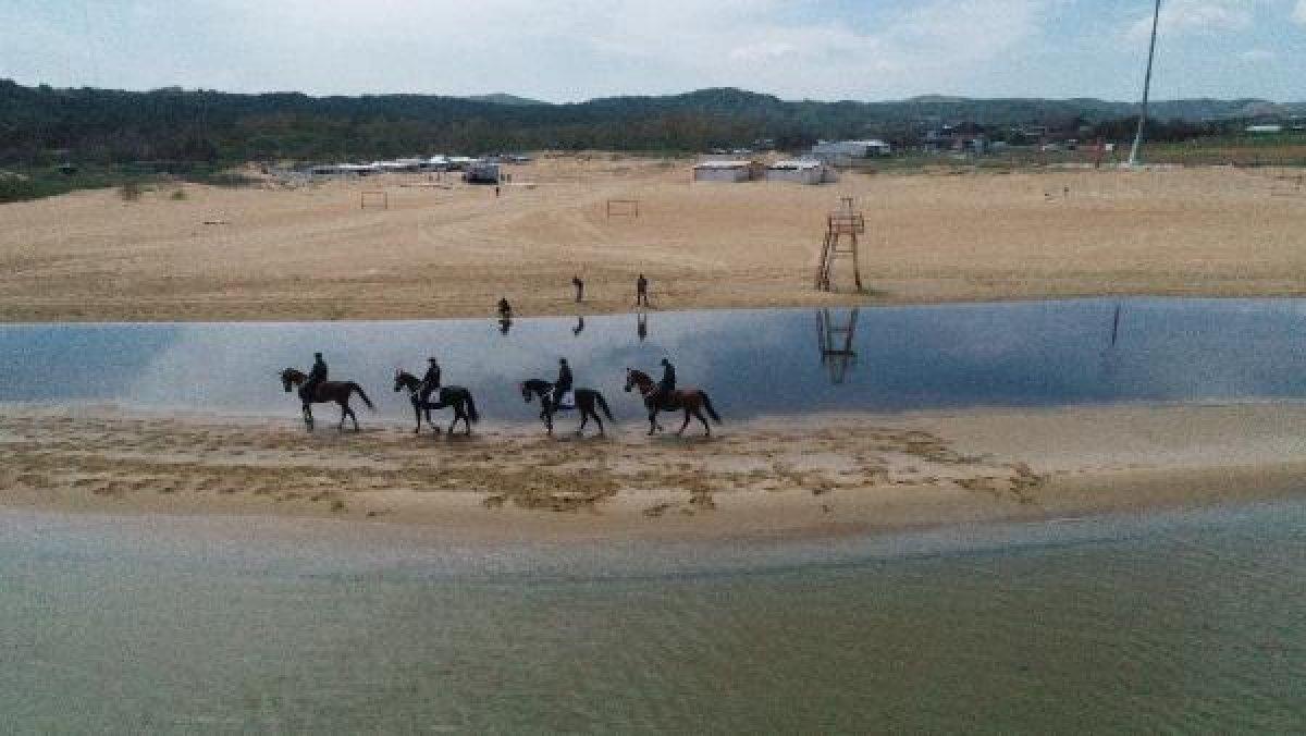 Atlı Birlikler sahili kontrol etti