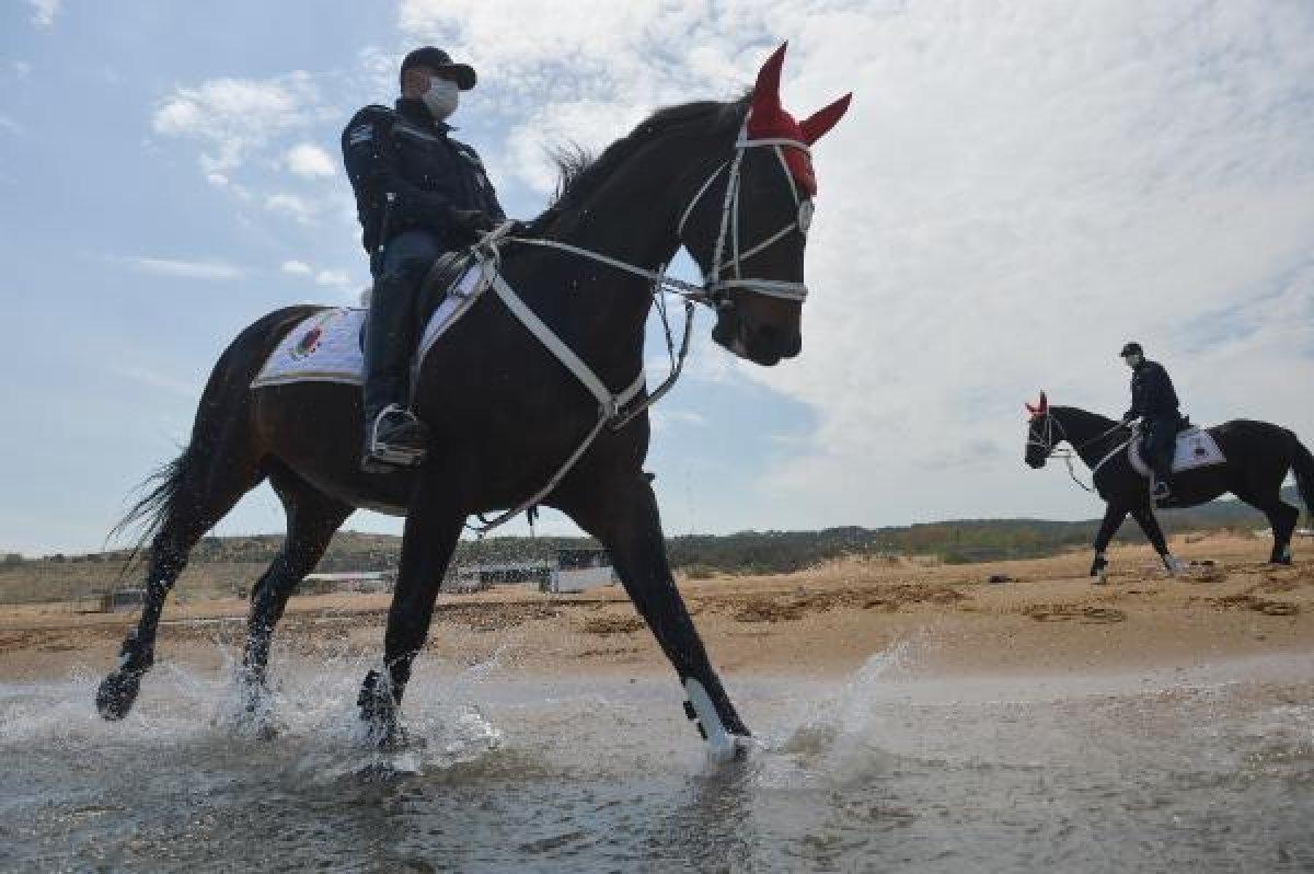 Atlı Birlikler sahili kontrol etti