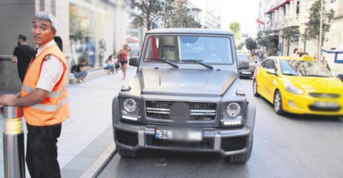 Berkay yine lüks otomobil aldı