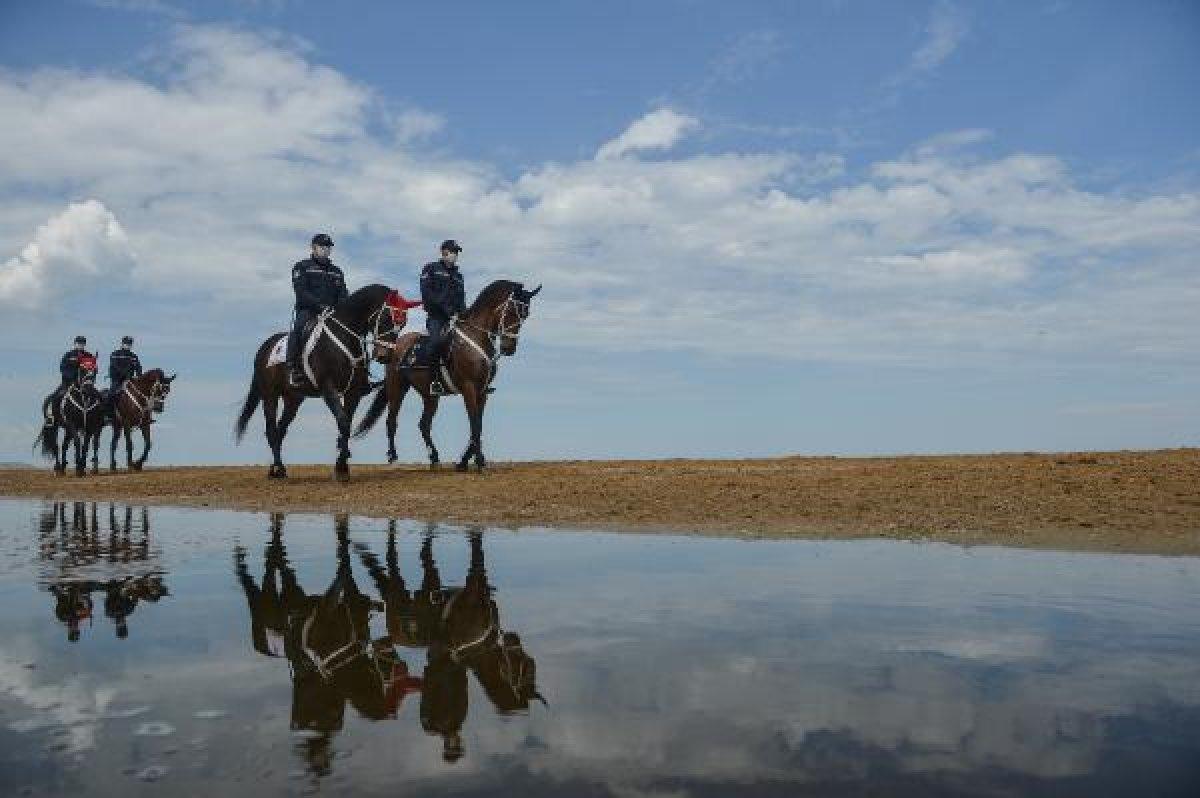 Atlı Birlikler sahili kontrol etti