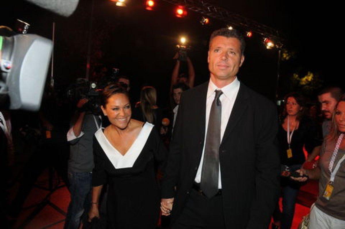 Sadettin Saran'dan takipçisine Hülya Avşar cevabı