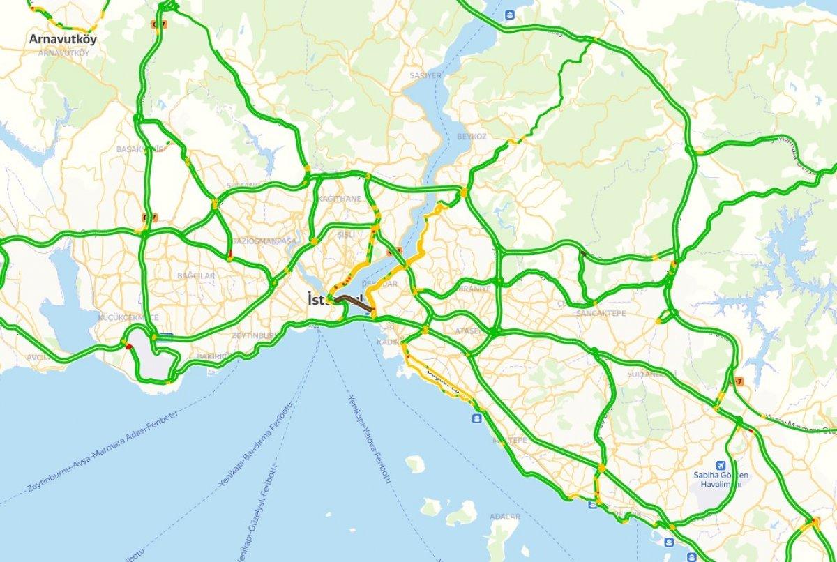 3 günlük sokağa çıkma yasağının ardından trafik yoğunluğu