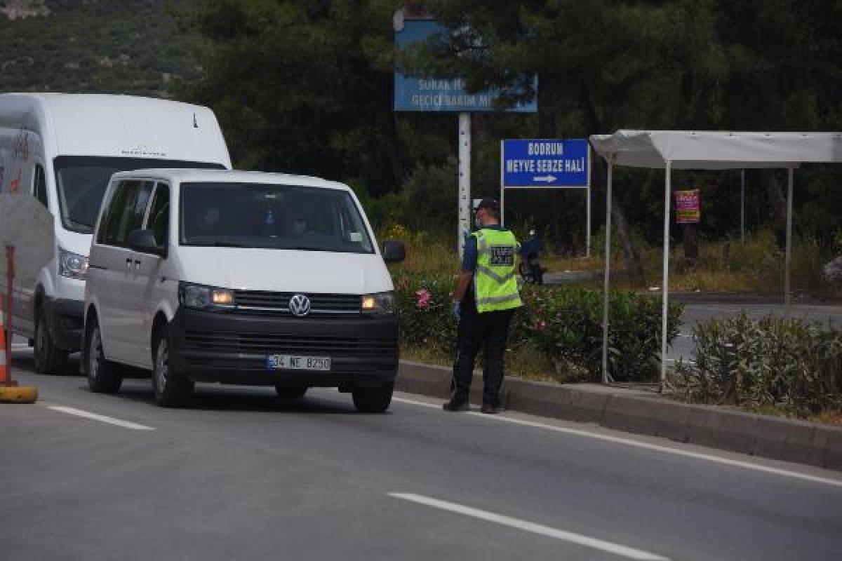 Bodrum'a kısıtlama sonrası 6 bin araç giriş yaptı