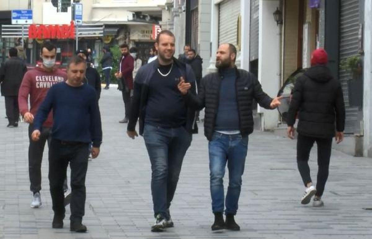 Sağlık Bakanı, İstiklal Caddesi'nden fotoğraf paylaştı
