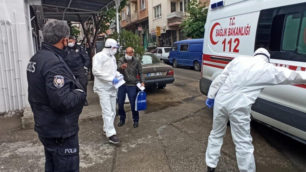 Korona karantinasından kaçan adam çay ocağında yakalandı