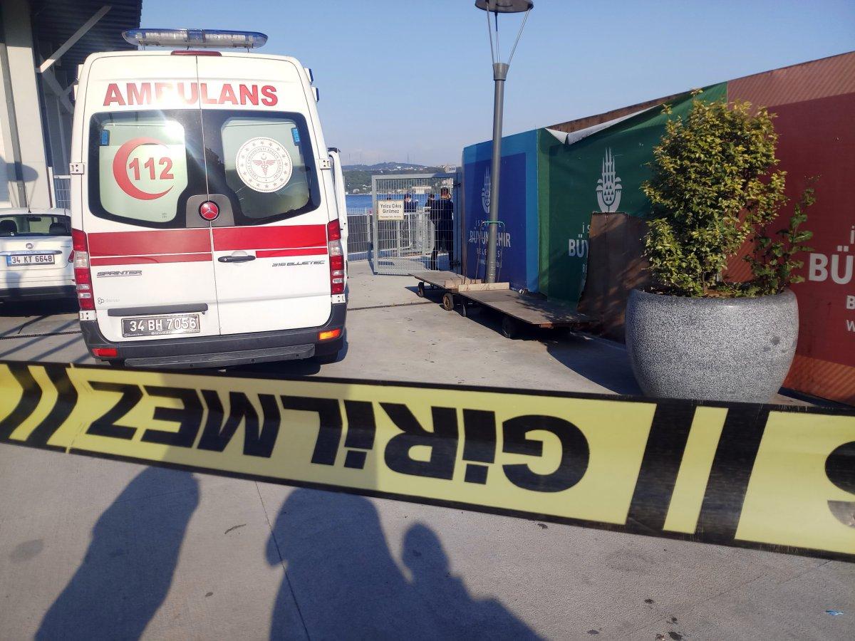 Kabataş iskelesinden denize atladı, hayatını kaybetti