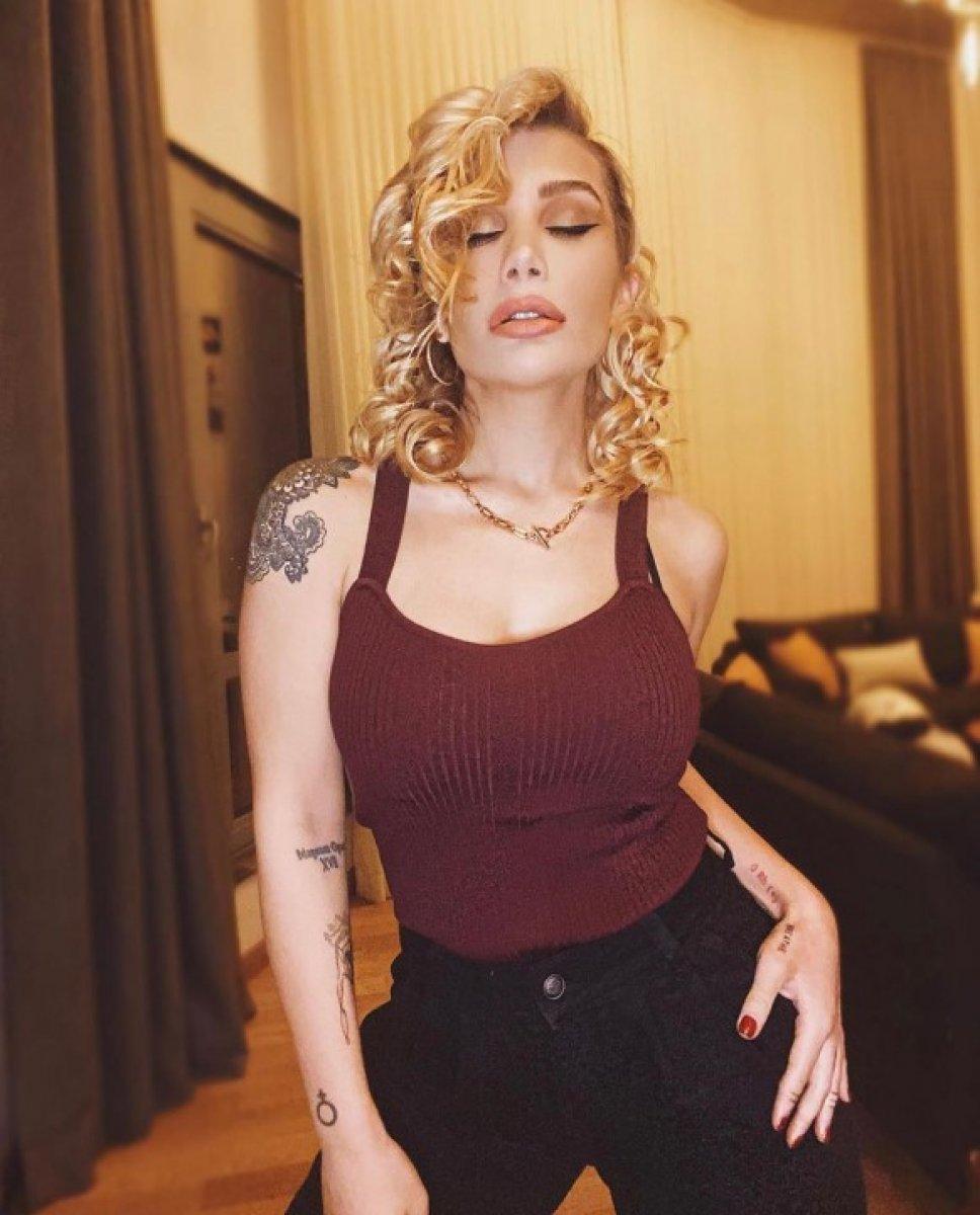 İrem Derici, ev halini paylaştı