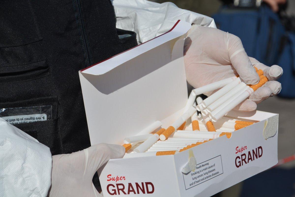 İzmir’de rekor operasyon: 37 milyon makaron ele geçirildi