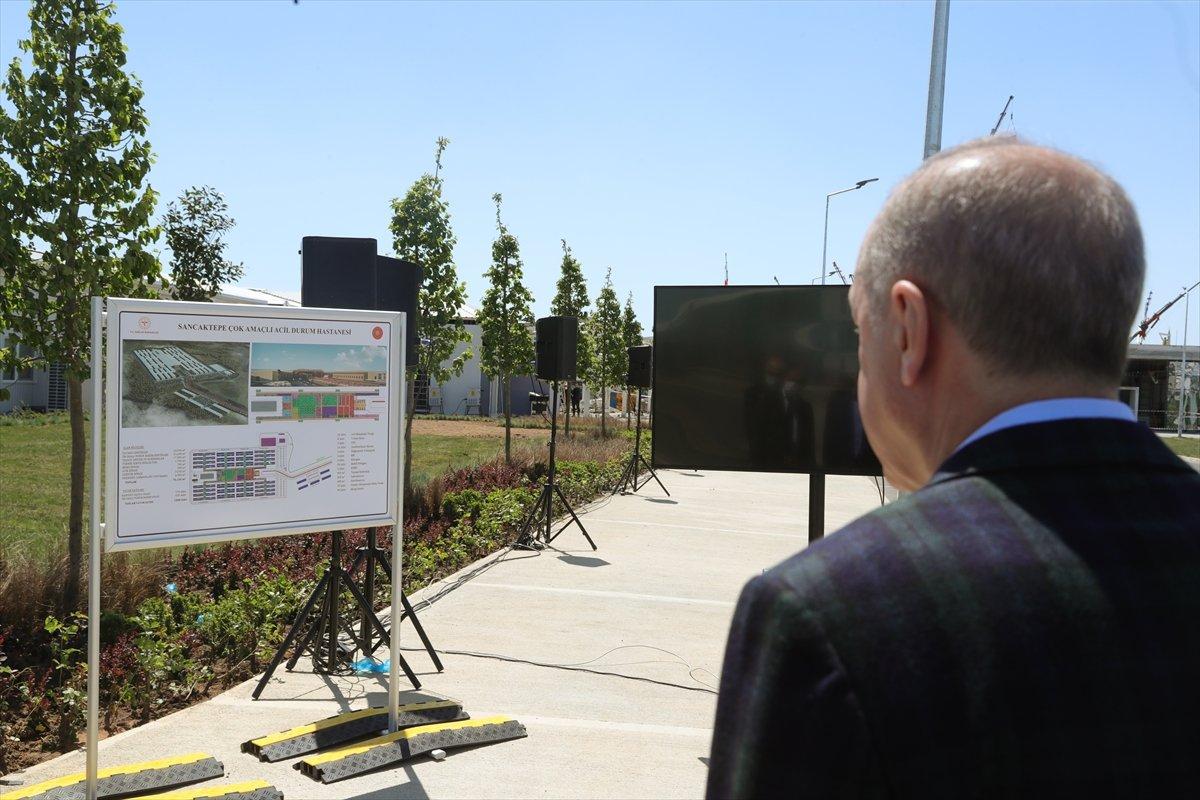 Erdoğan Sancaktepe'deki salgın hastanesini denetledi