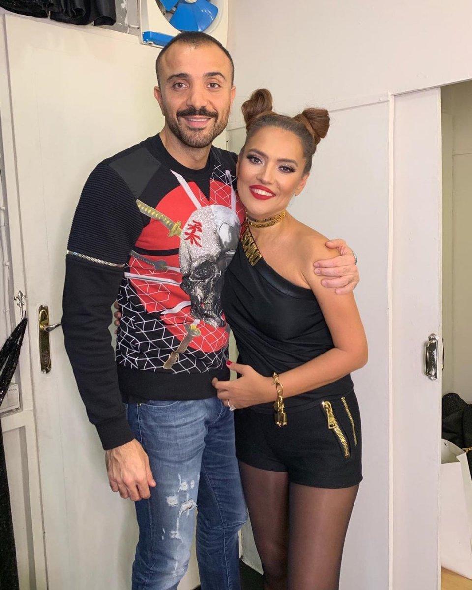 Demet Akalın'dan 'Seviyorum seni be zalim' paylaşımı