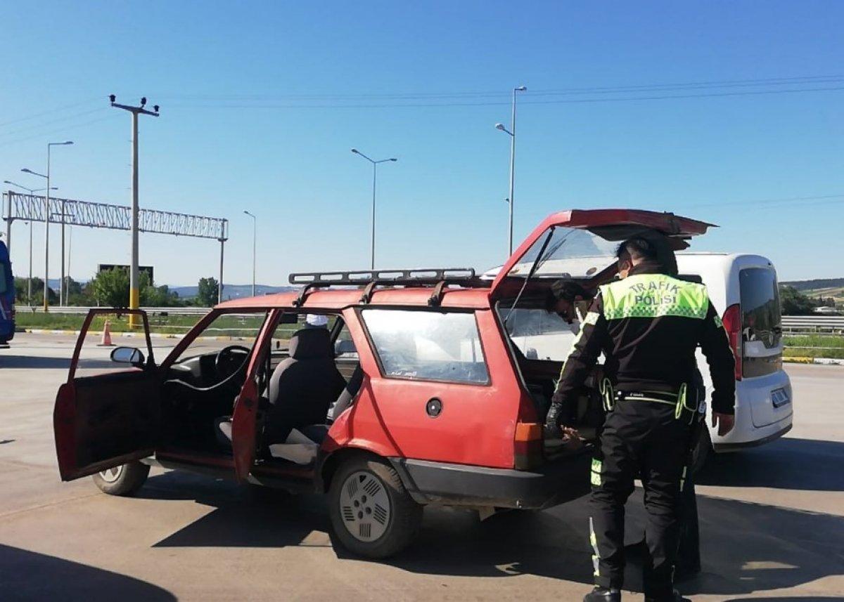 Kısıtlama zamanı otomobil çaldı, yakalandı